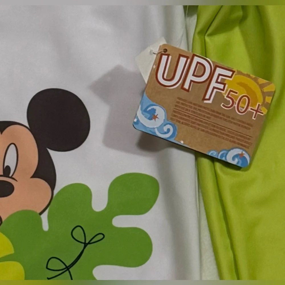 Disney Youth 9/10 Green & White Rashguard Swim Shirt UPF 50+ - NWT